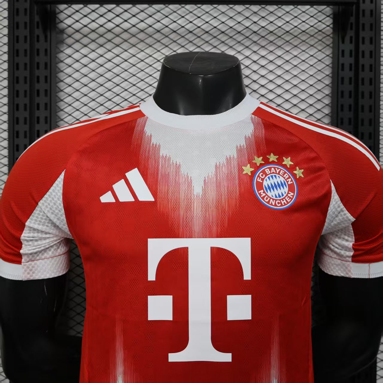 Bayern Munich #17 Olise 2025/26 Home