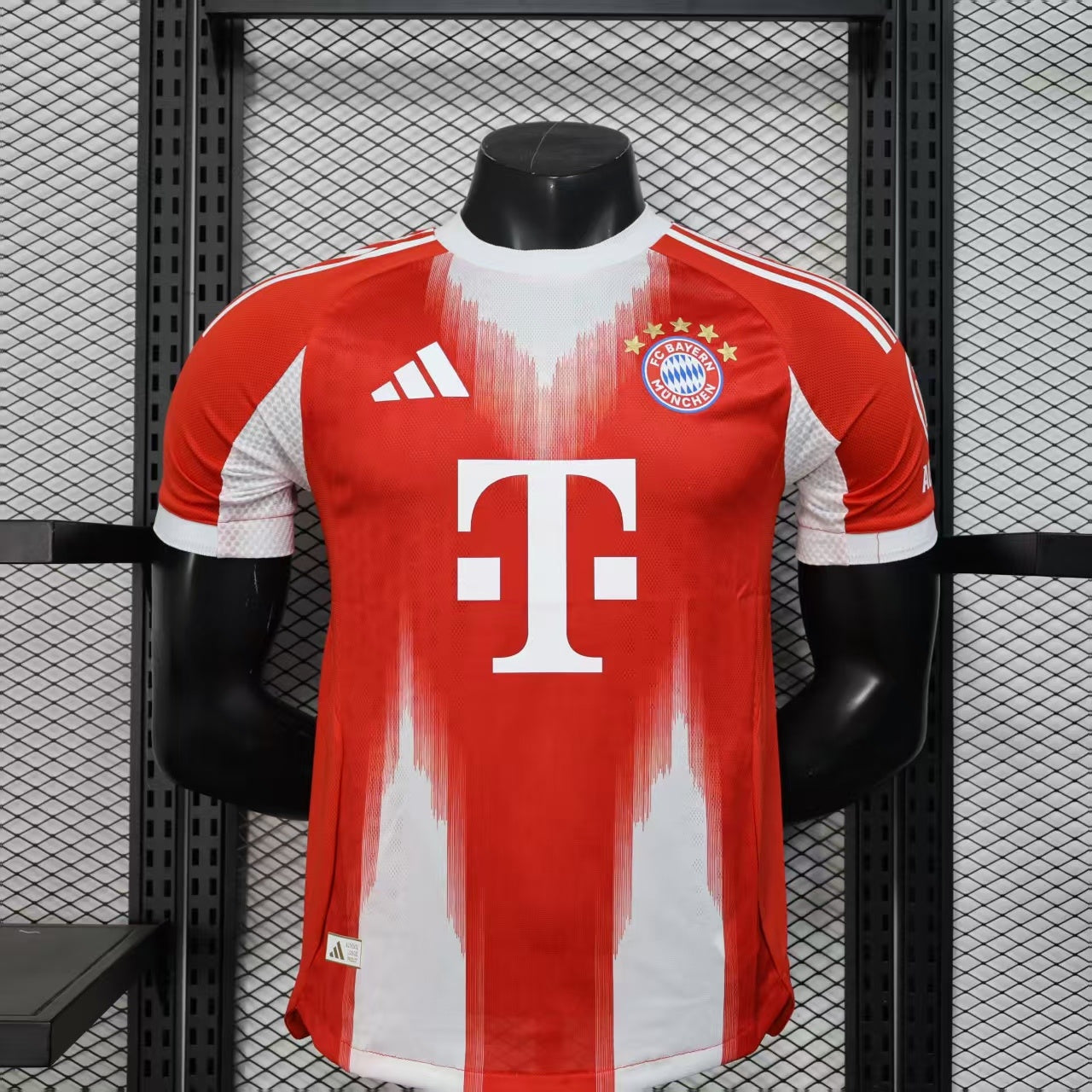 Bayern Munich #17 Olise 2025/26 Home