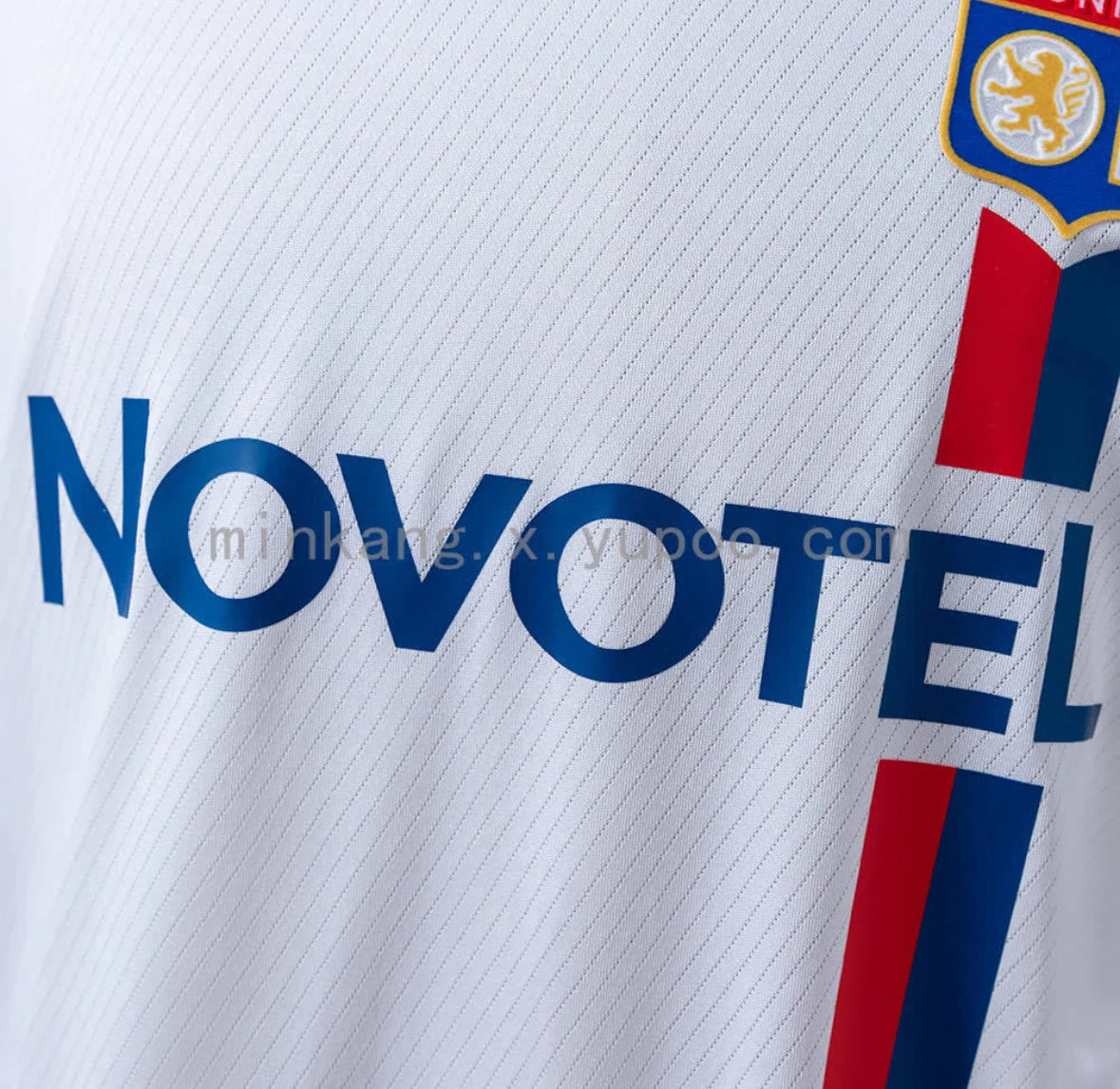 Olympique Lyonnais 2008/09 Home Jersey — supplied photo 4