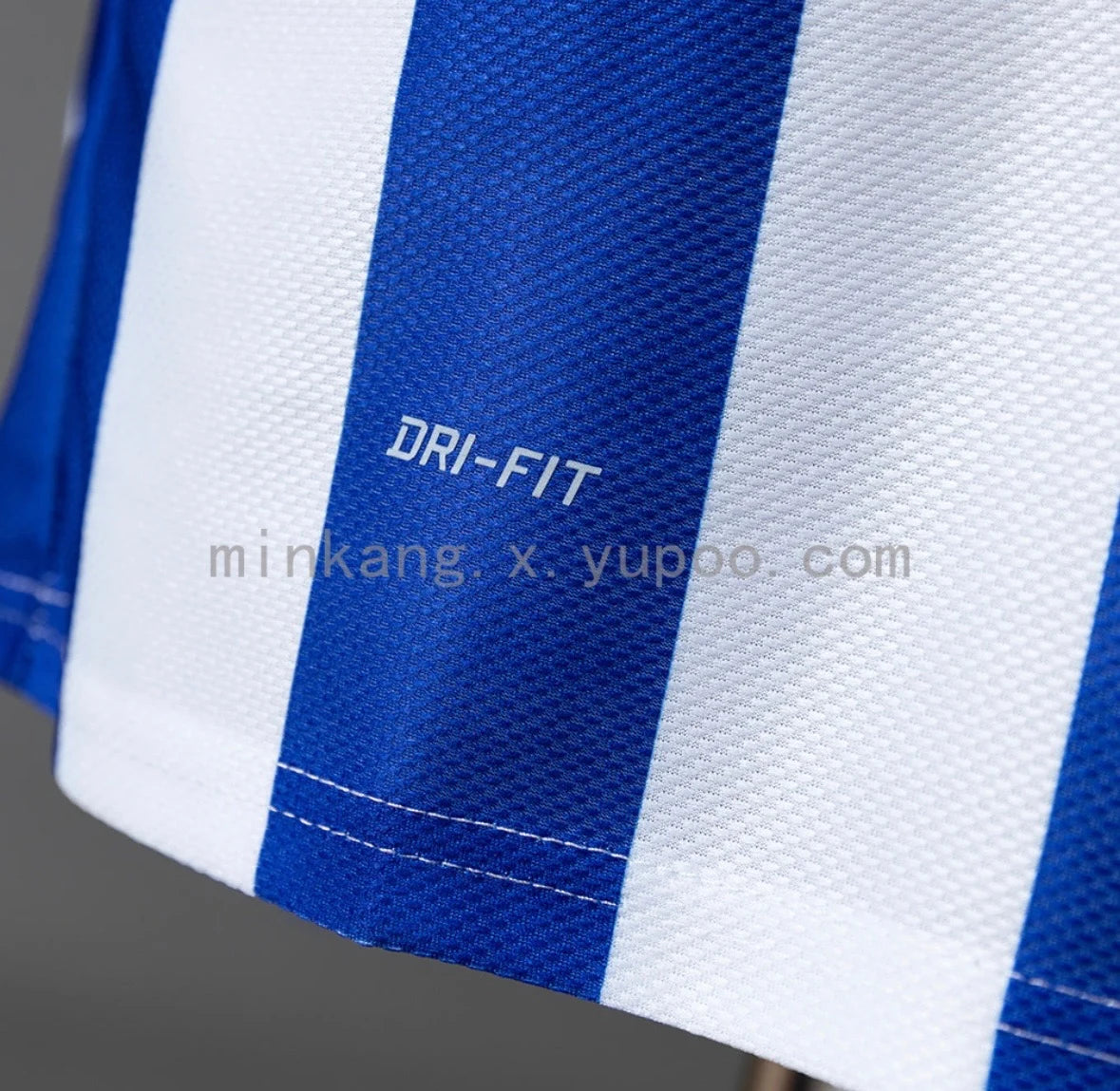 FC Porto 2013/14 Home Jersey — supplied photo 5