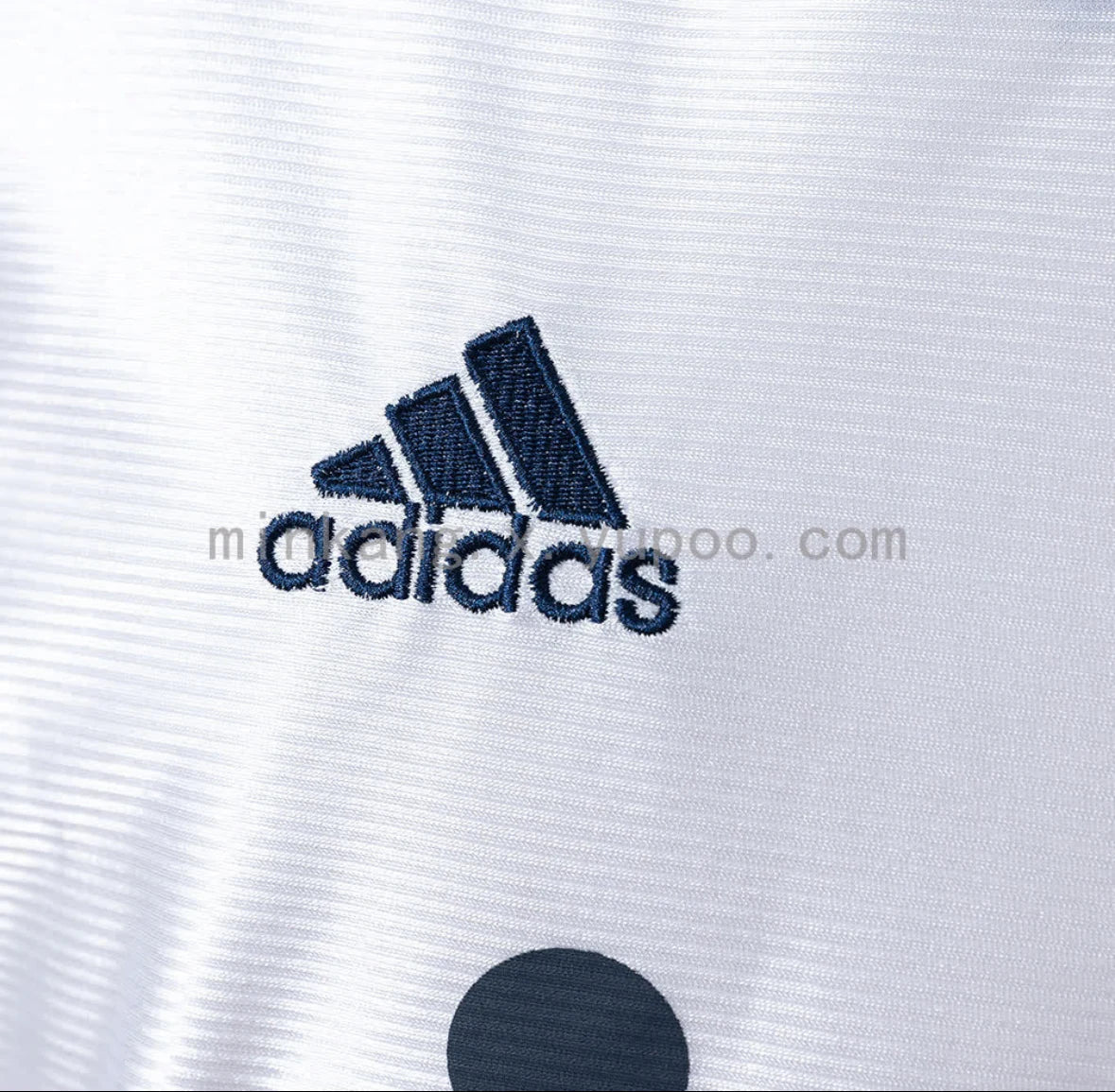 Real Madrid 1999/00 Home Jersey — supplied photo 5