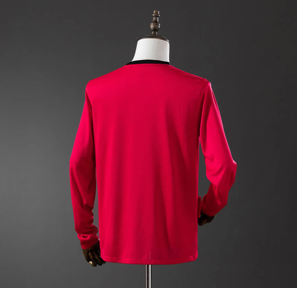 Manchester United 2009/10 Home Jersey — supplied photo 2