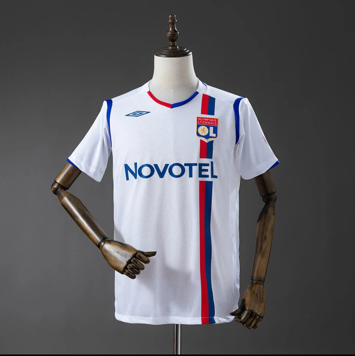 Olympique Lyonnais 2008/09 Home Jersey